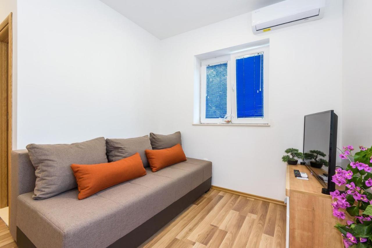 Apartment Dego Near Ploce, Riverfront, Parking Rogotin 외부 사진