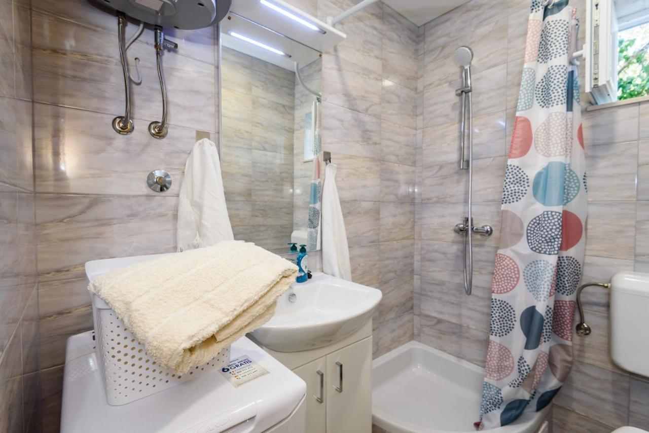 Apartment Dego Near Ploce, Riverfront, Parking Rogotin 외부 사진