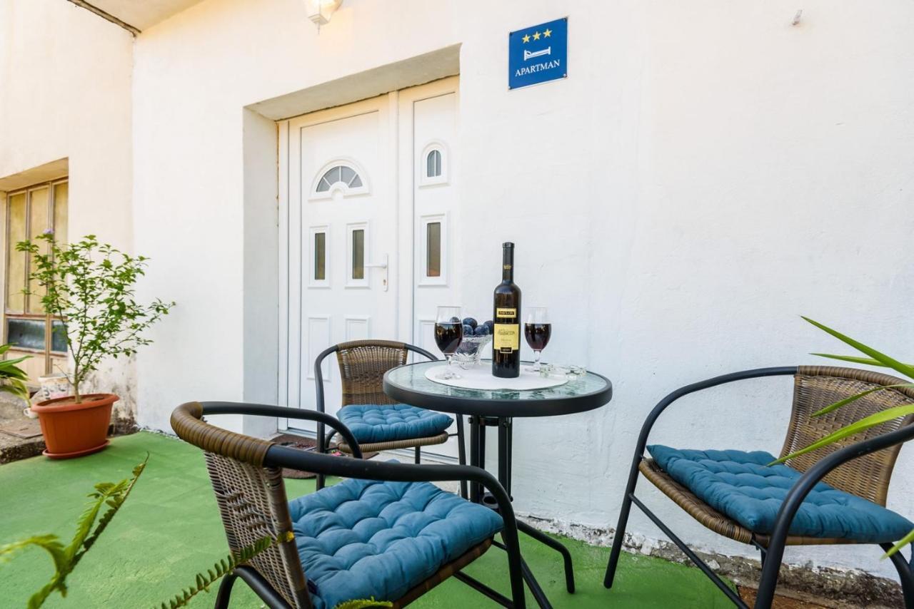 Apartment Dego Near Ploce, Riverfront, Parking Rogotin 외부 사진